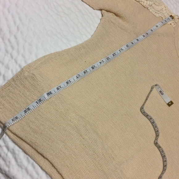 Sweater - Picture 3 of 4